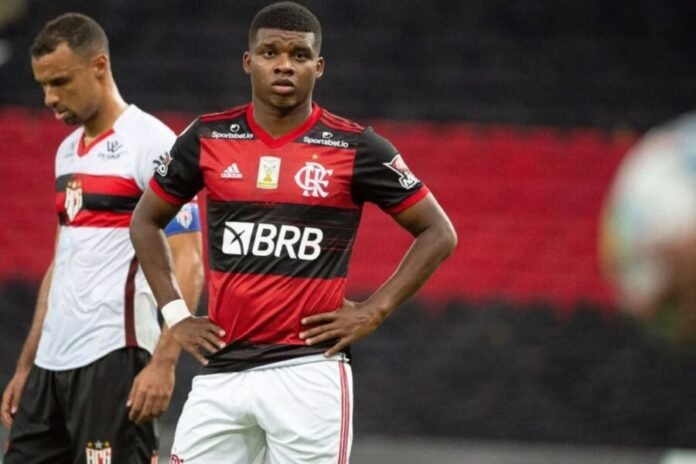 Vem pro Vila? Quem é Lincoln, atacante dos gols decisivos e que pode reforçar o Tigrão
